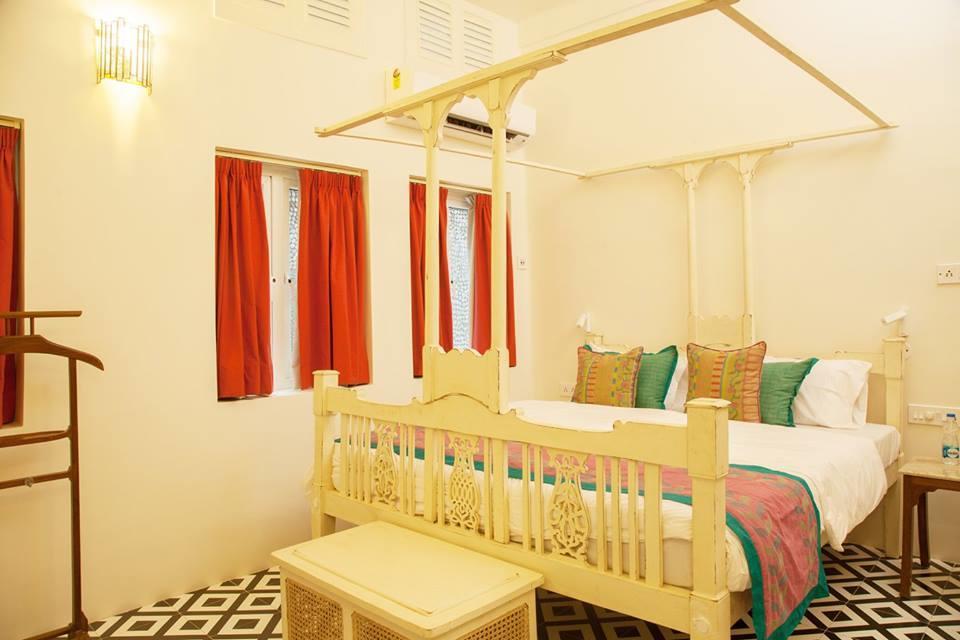 Bed and Breakfast The Ivy House Калькутта Экстерьер фото