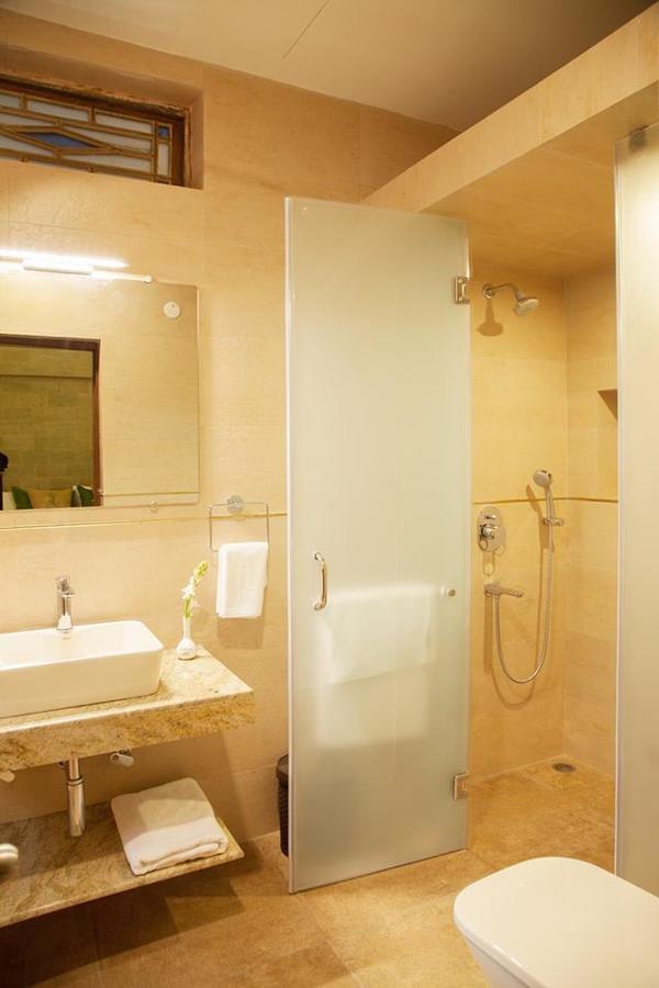 Bed and Breakfast The Ivy House Калькутта Экстерьер фото