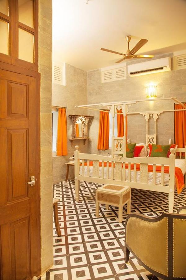 Bed and Breakfast The Ivy House Калькутта Экстерьер фото
